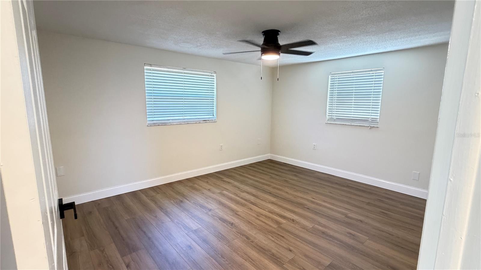 7330 MAYFIELD DR — photo 12