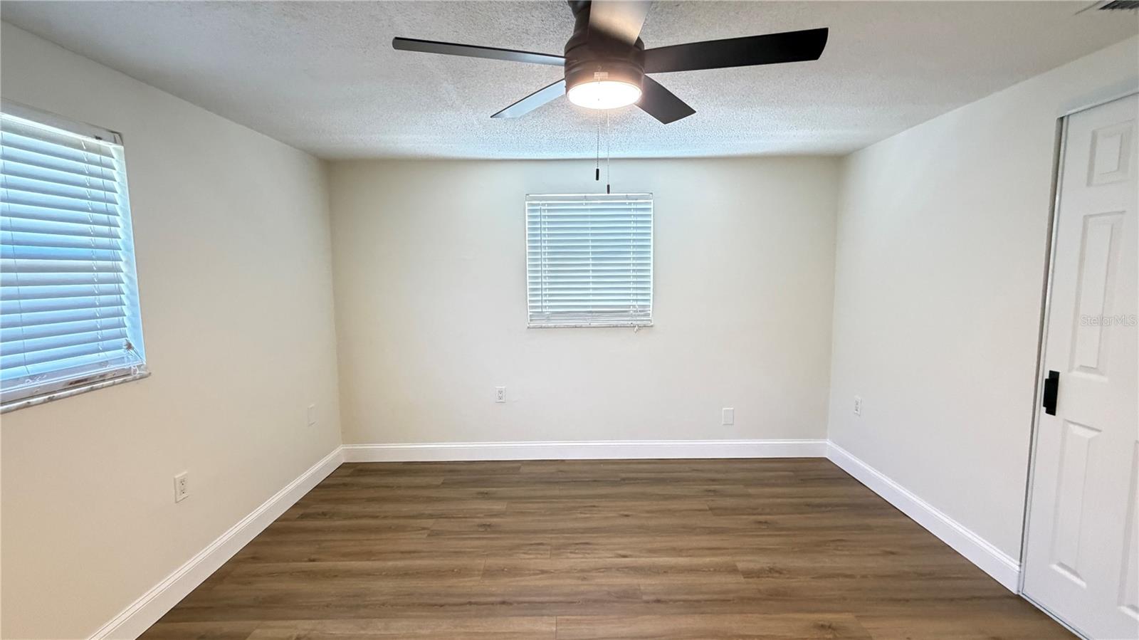 7330 MAYFIELD DR — photo 11