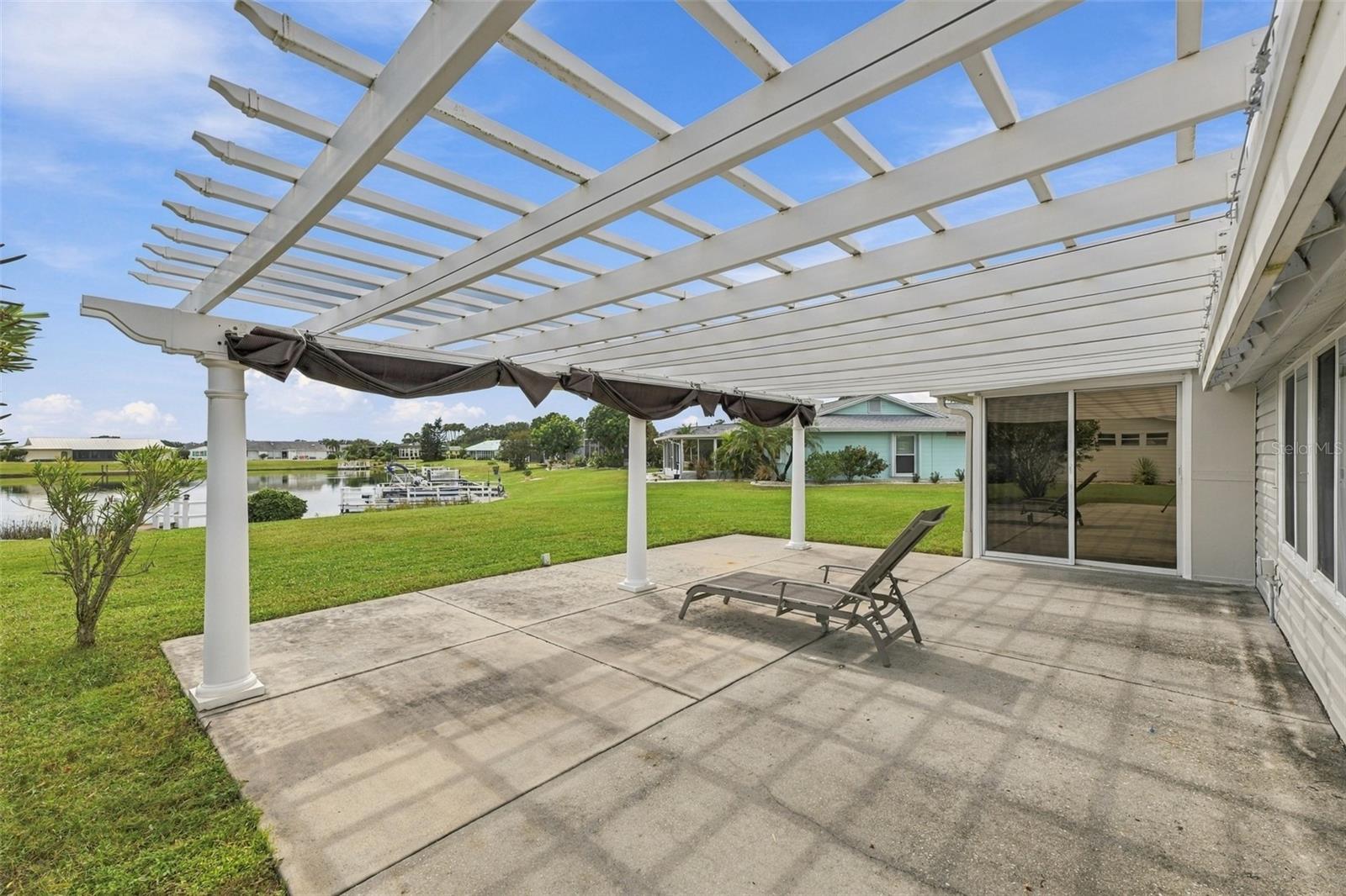 1810 MILFORD CIR — photo 43