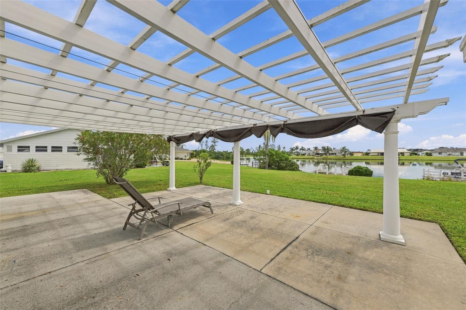 1810 MILFORD CIR — photo 41