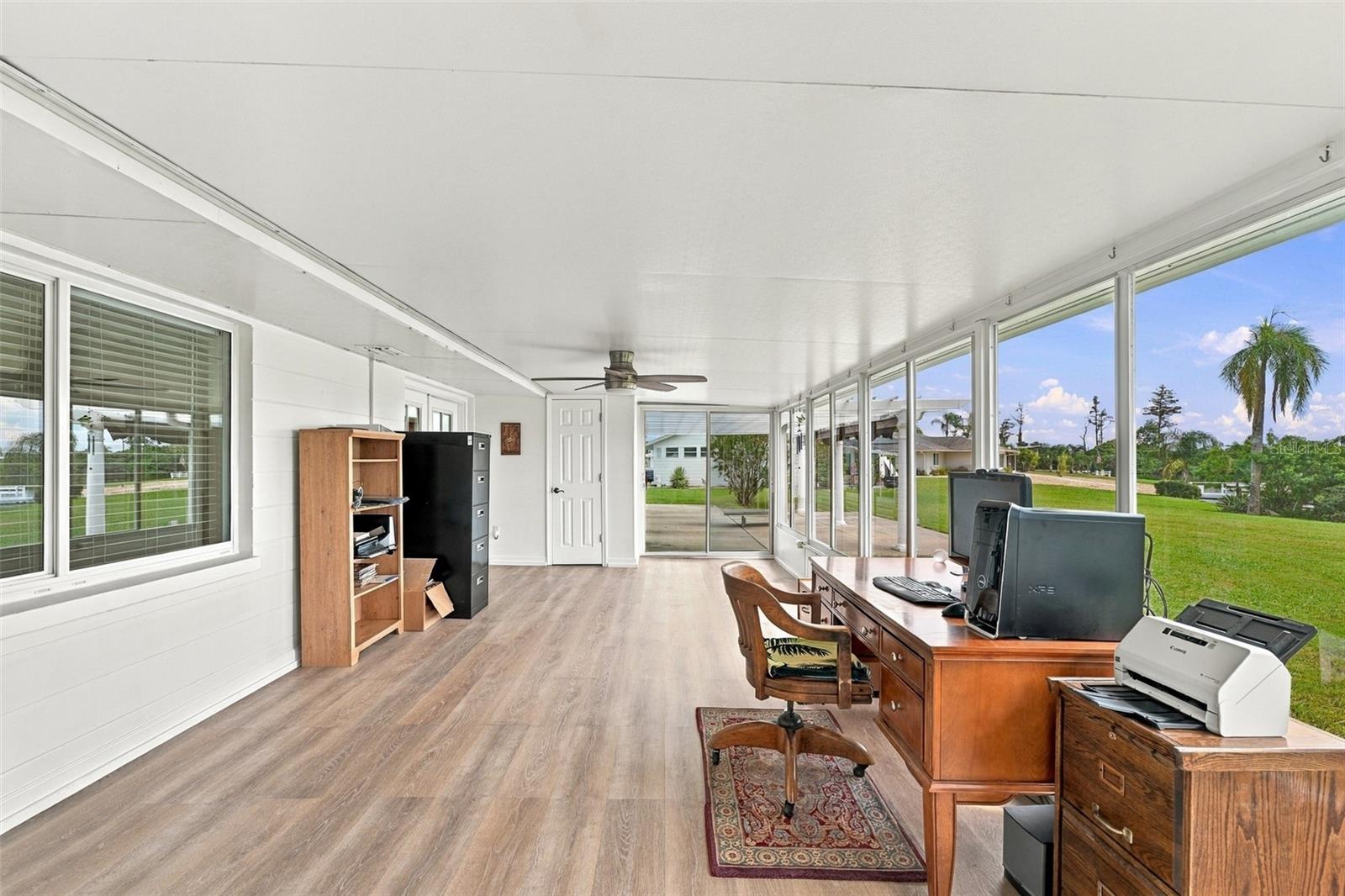 1810 MILFORD CIR — photo 40