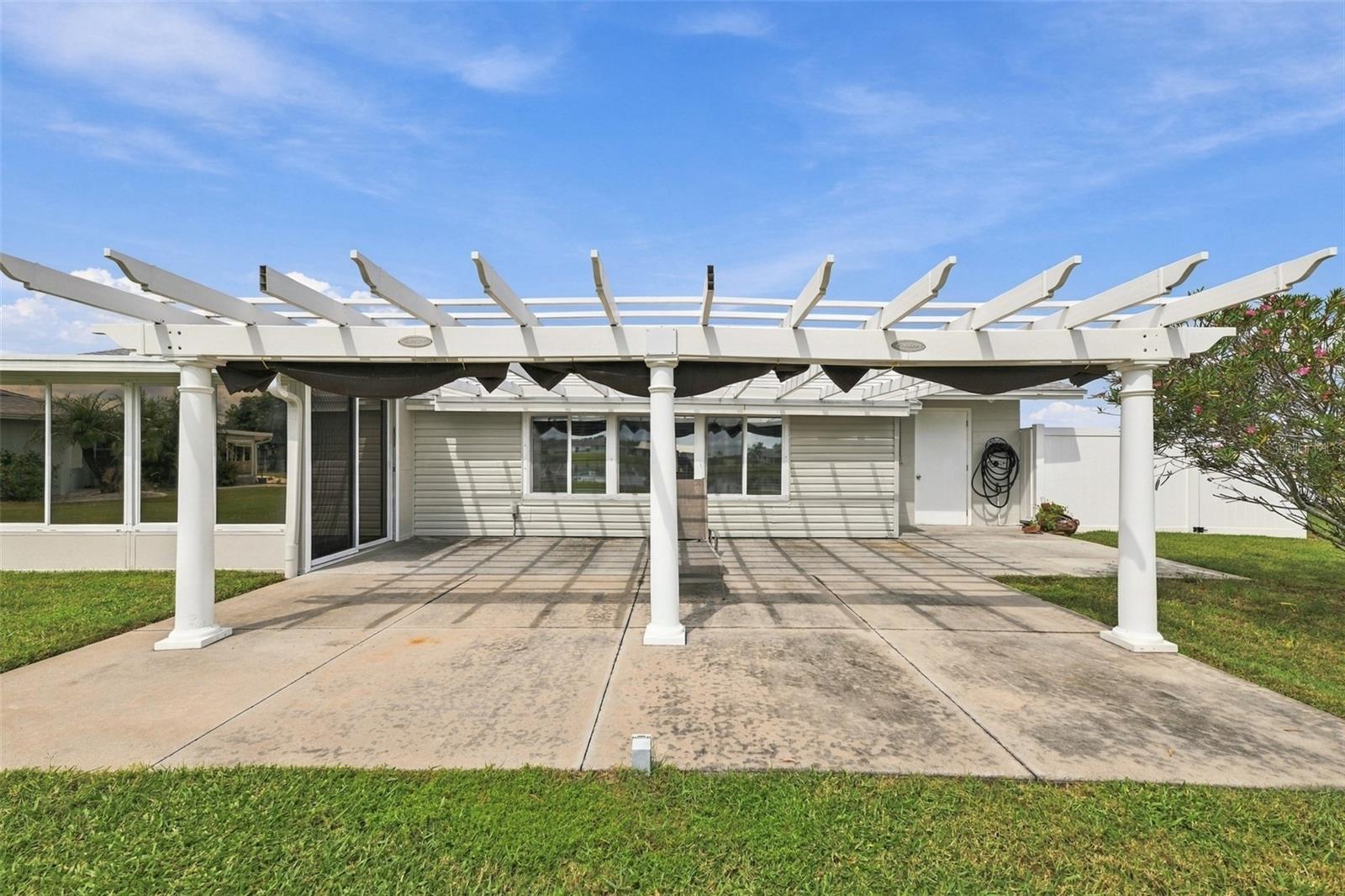 1810 MILFORD CIR — photo 44