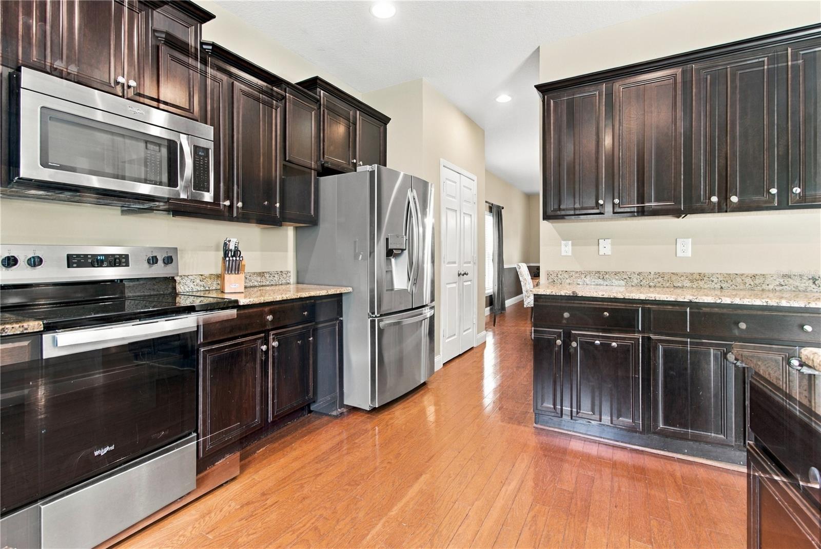 3161 WINGLEWOOD CIR — photo 17