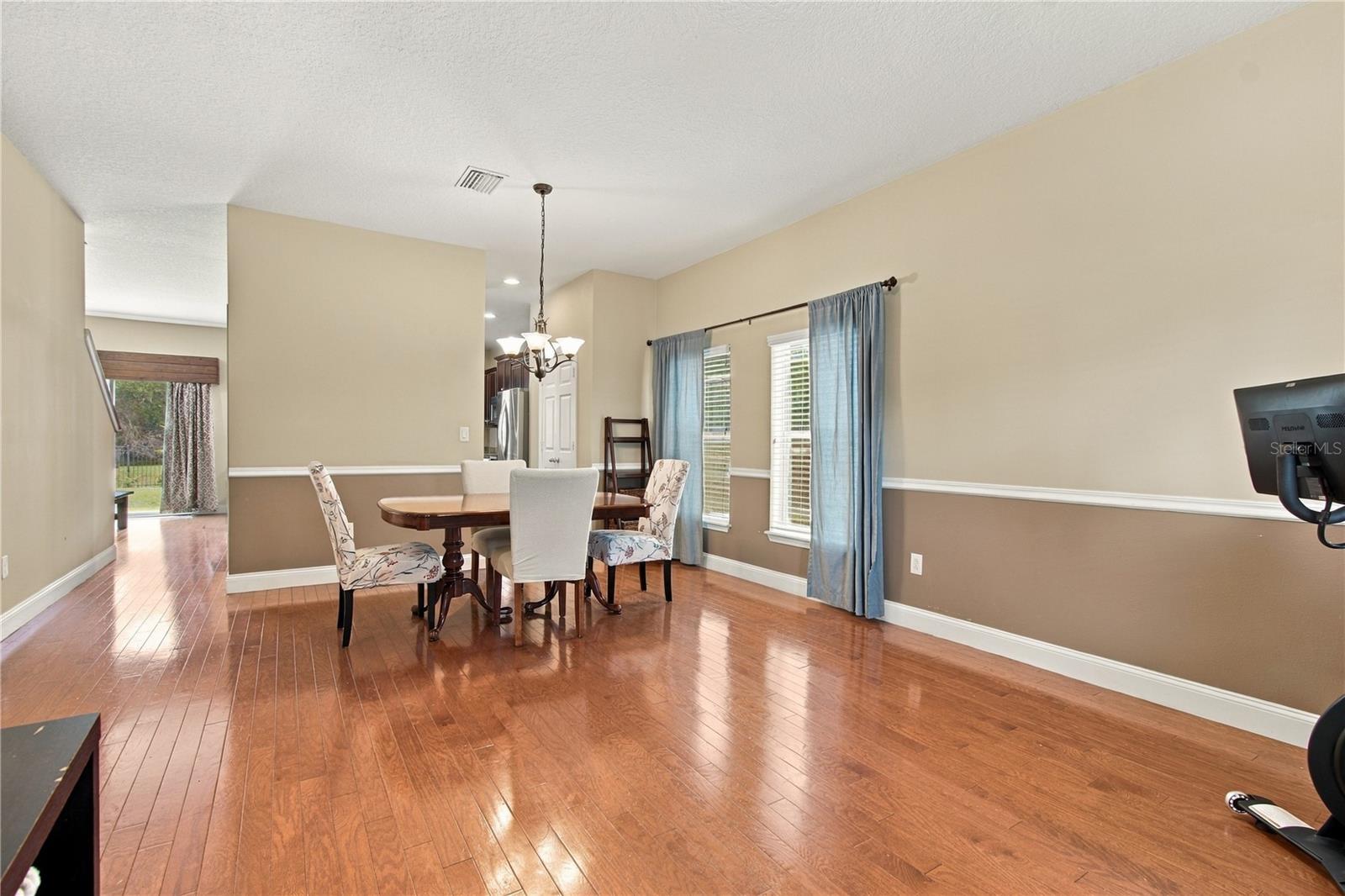 3161 WINGLEWOOD CIR — photo 12