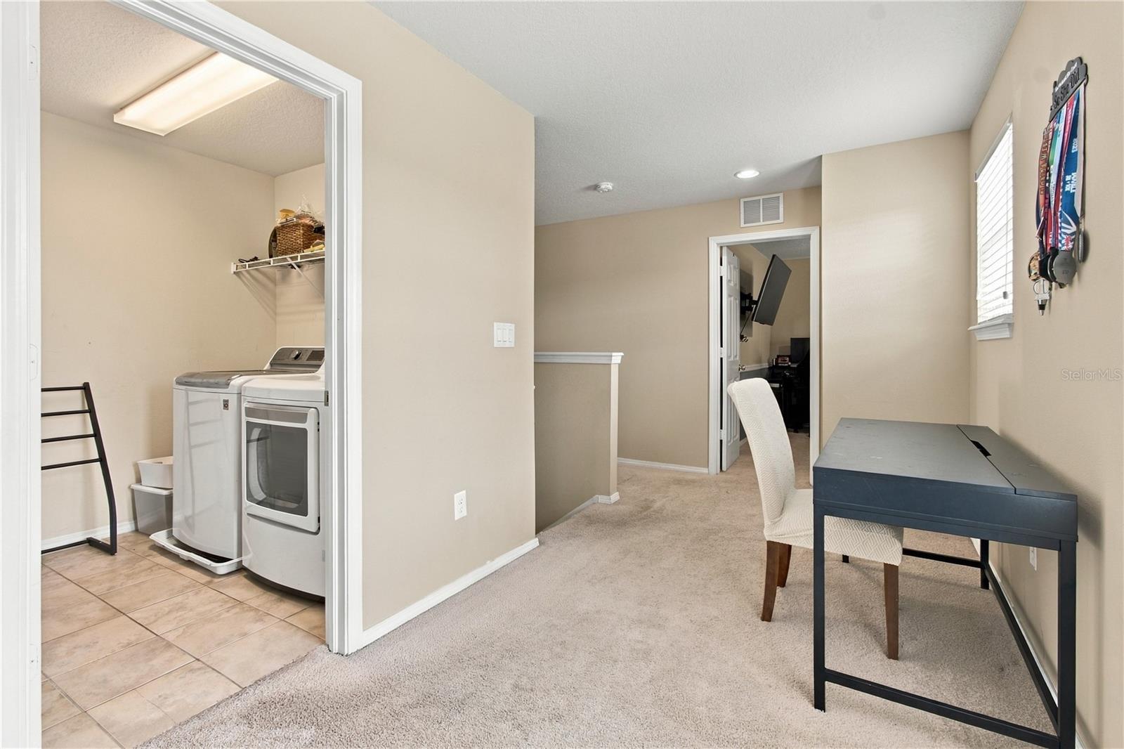 3161 WINGLEWOOD CIR — photo 31