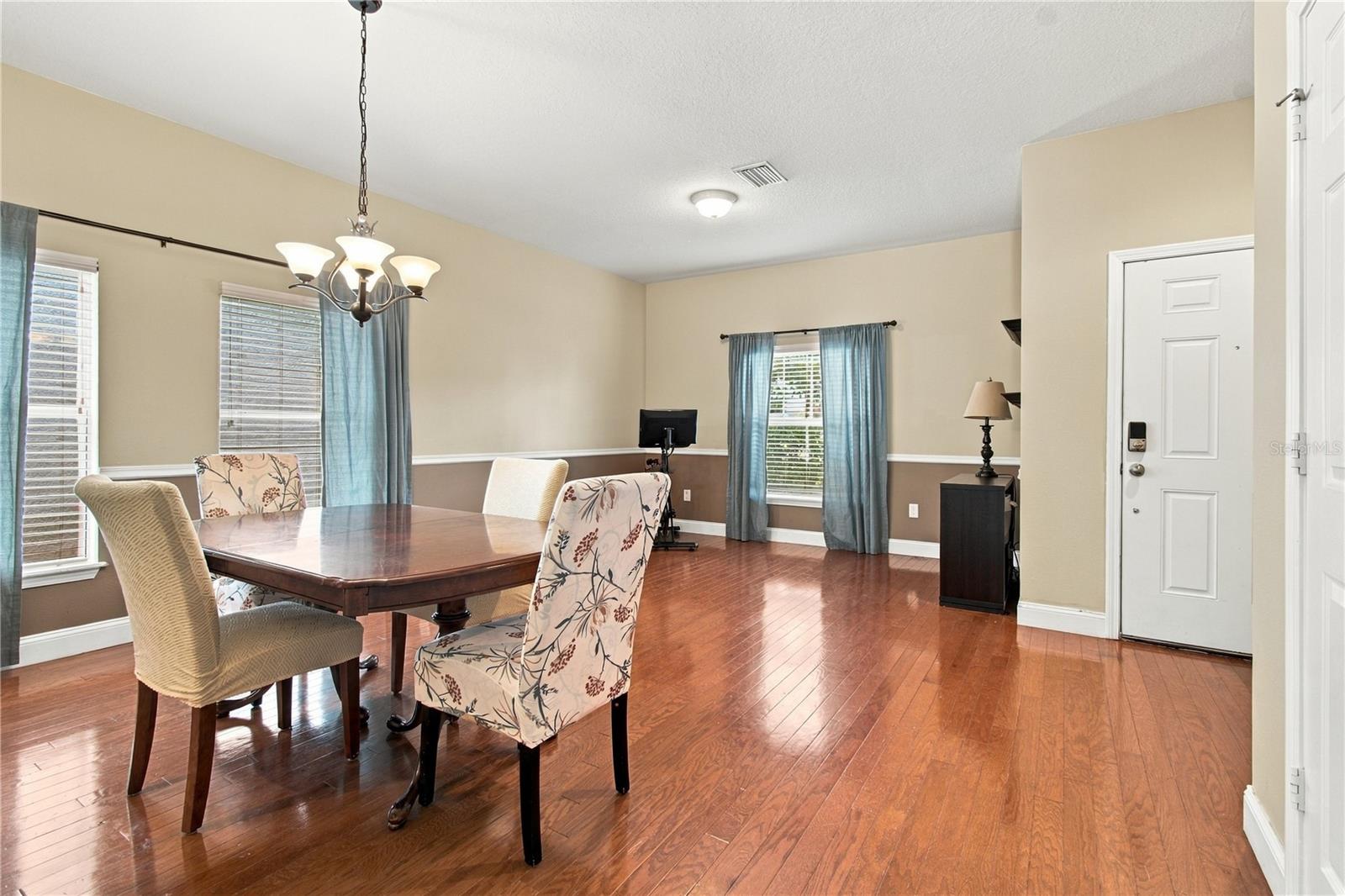 3161 WINGLEWOOD CIR — photo 13