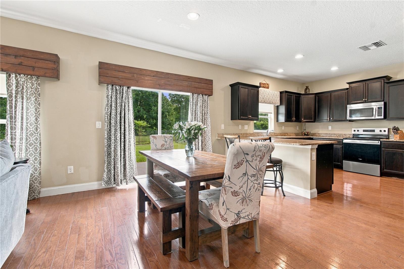 3161 WINGLEWOOD CIR — photo 27