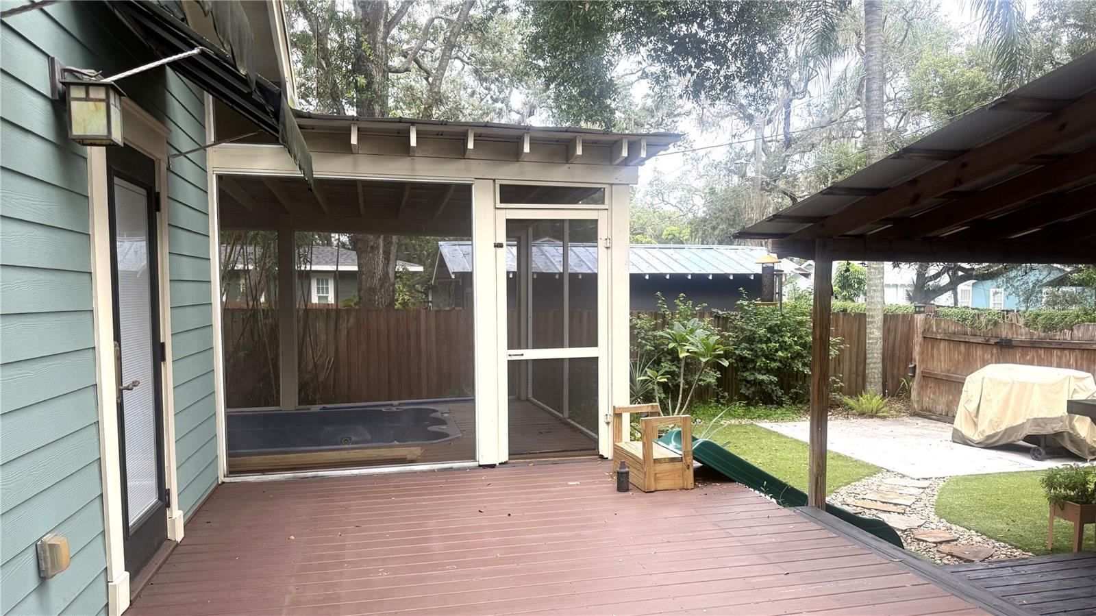 1016 E POWHATAN AVE — photo 29