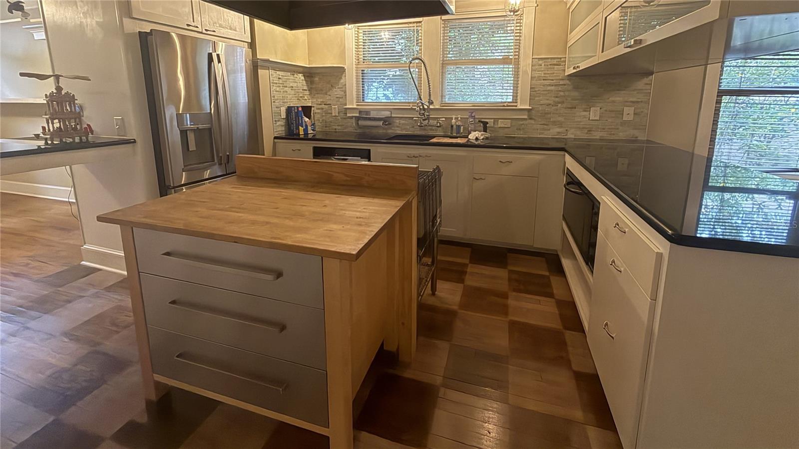 1016 E POWHATAN AVE — photo 10