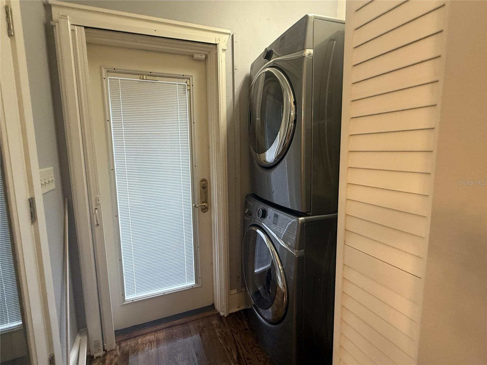 1016 E POWHATAN AVE — photo 27