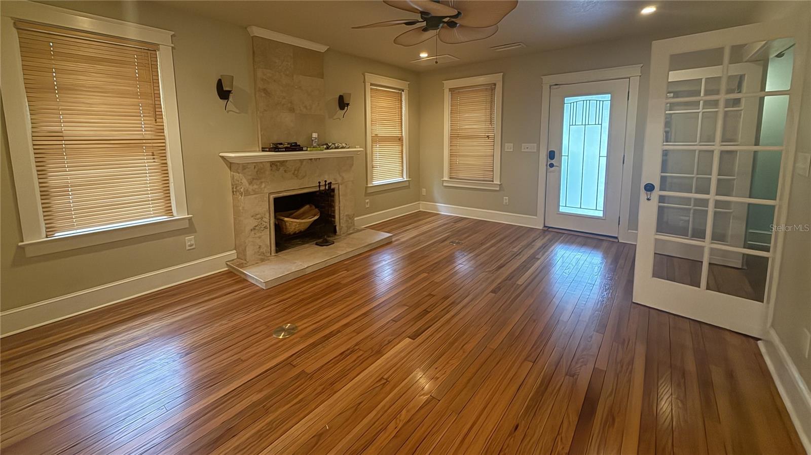 1016 E POWHATAN AVE — photo 4