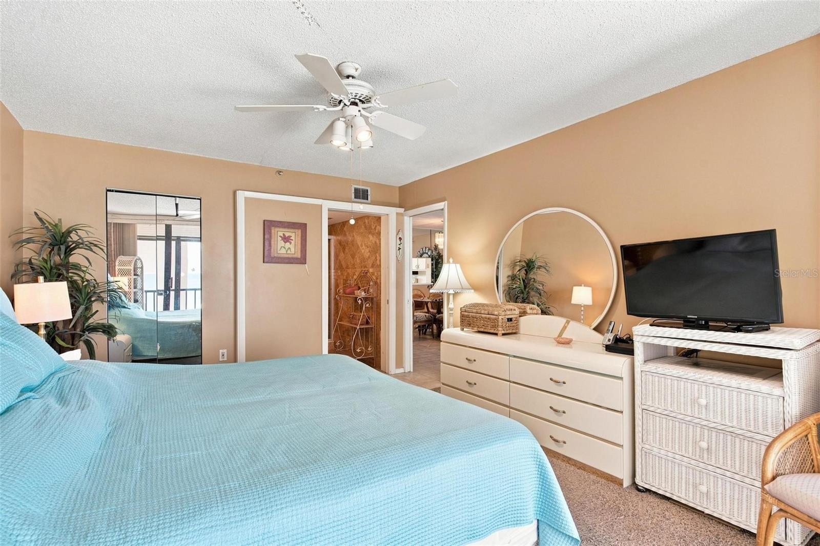 15462 GULF BLVD #604 — photo 16
