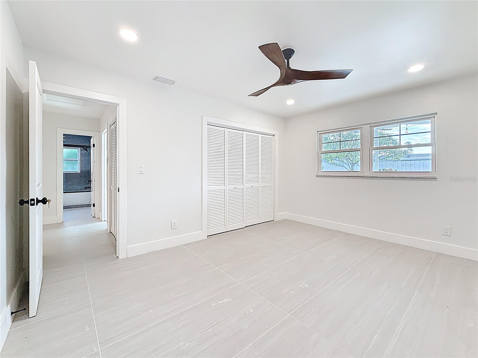 4219 HELENA ST NE — photo 21