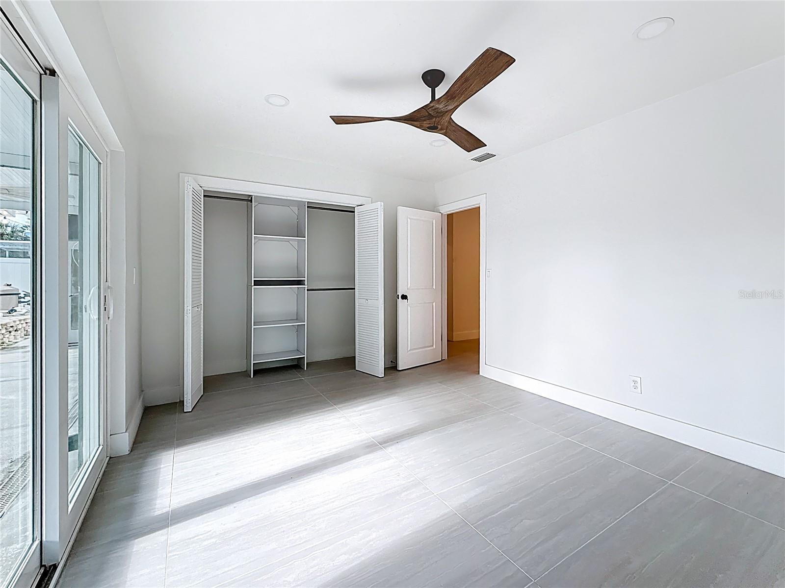 4219 HELENA ST NE — photo 19