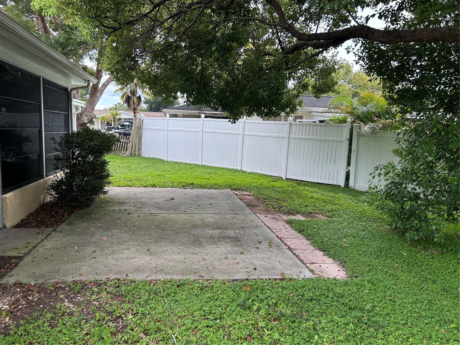 7259 MAGNOLIA VALLEY DR — photo 21
