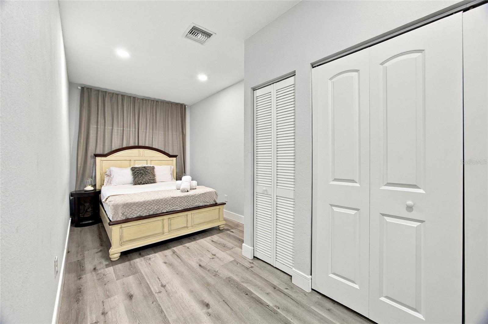 4713 N ROME AVE — photo 31