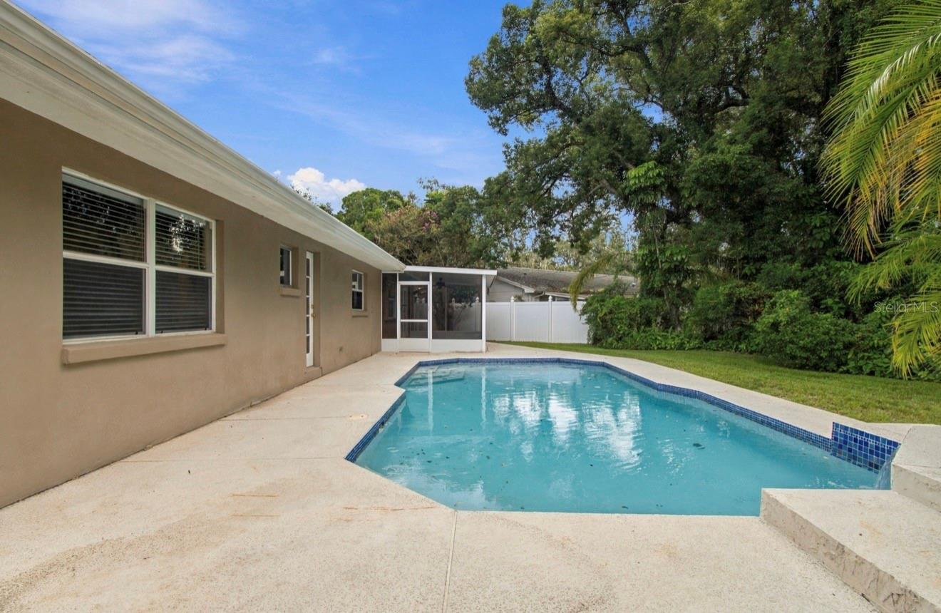 11626 CARROLLWOOD DR — photo 35