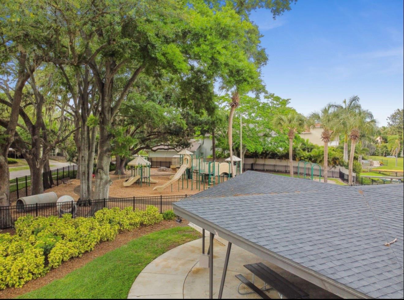 11626 CARROLLWOOD DR — photo 57