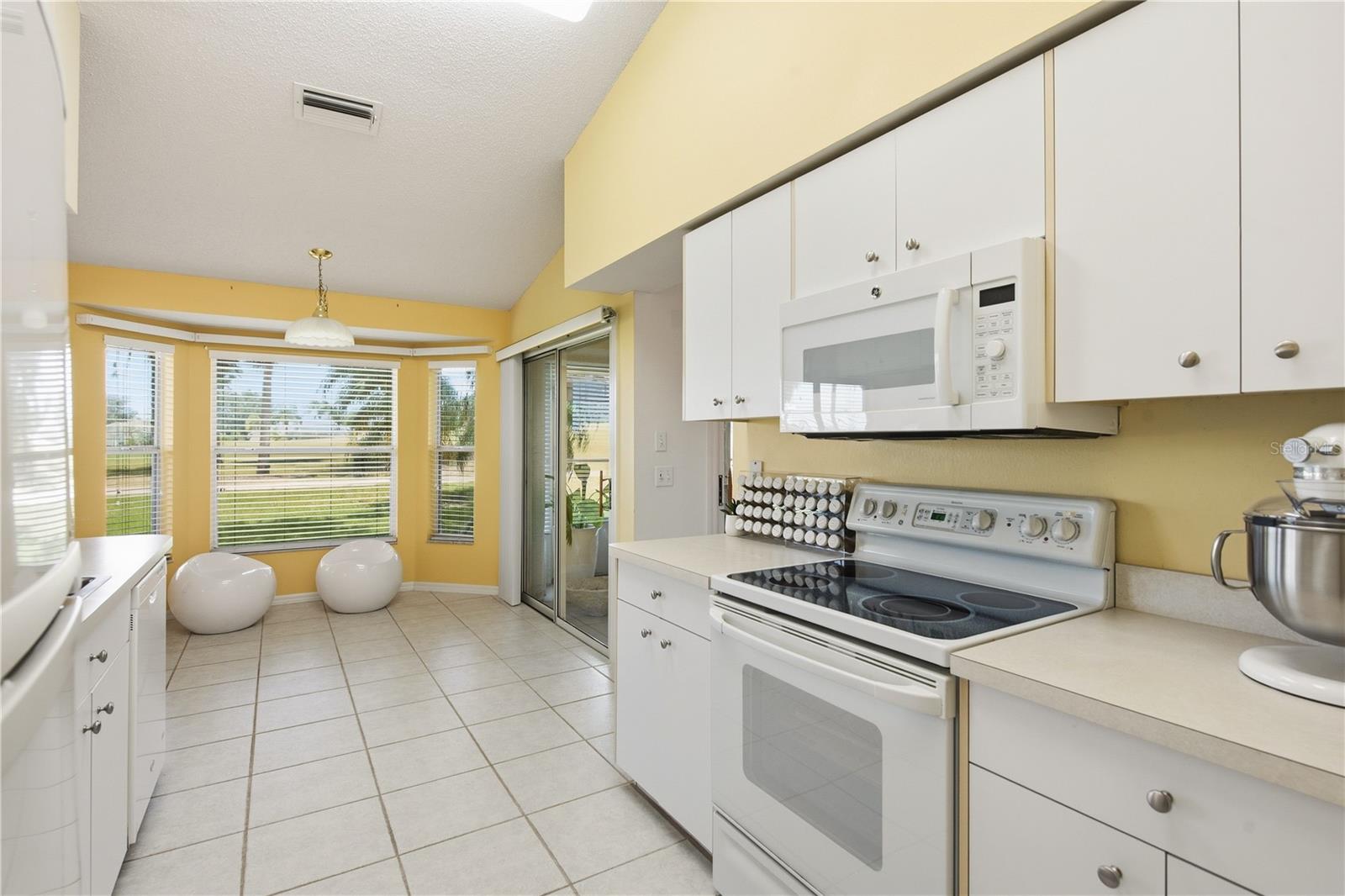 1213 FLORA VISTA ST — photo 8