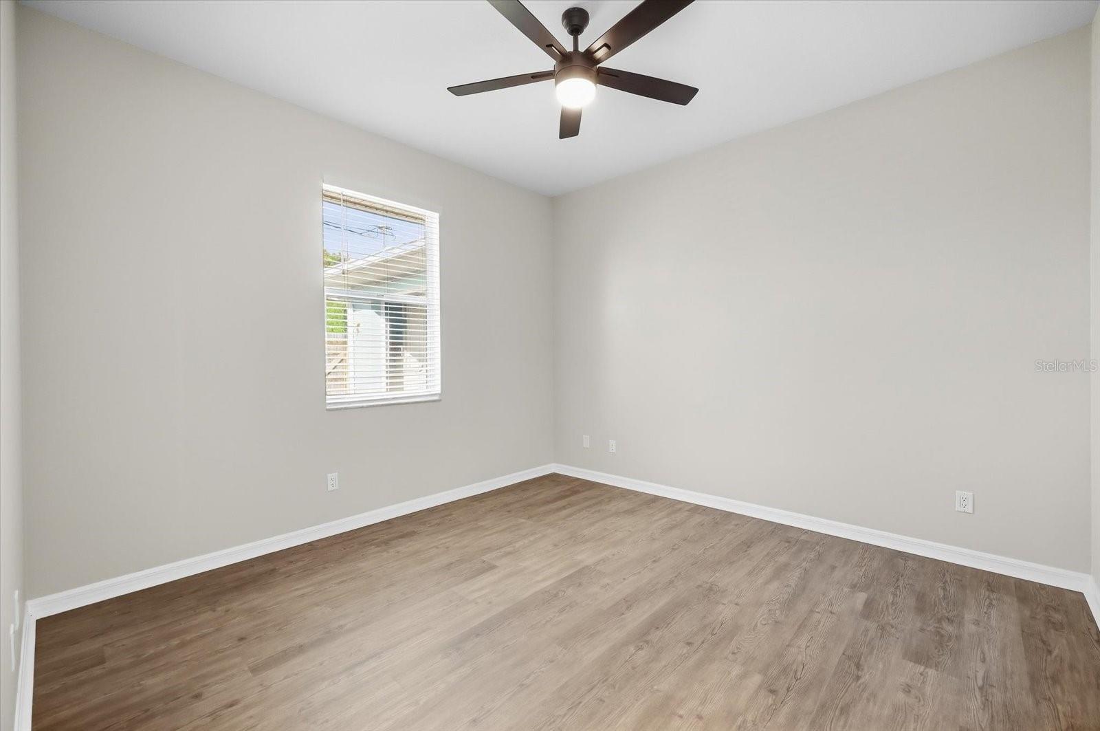 1315 SOUTHLAND RD — photo 31