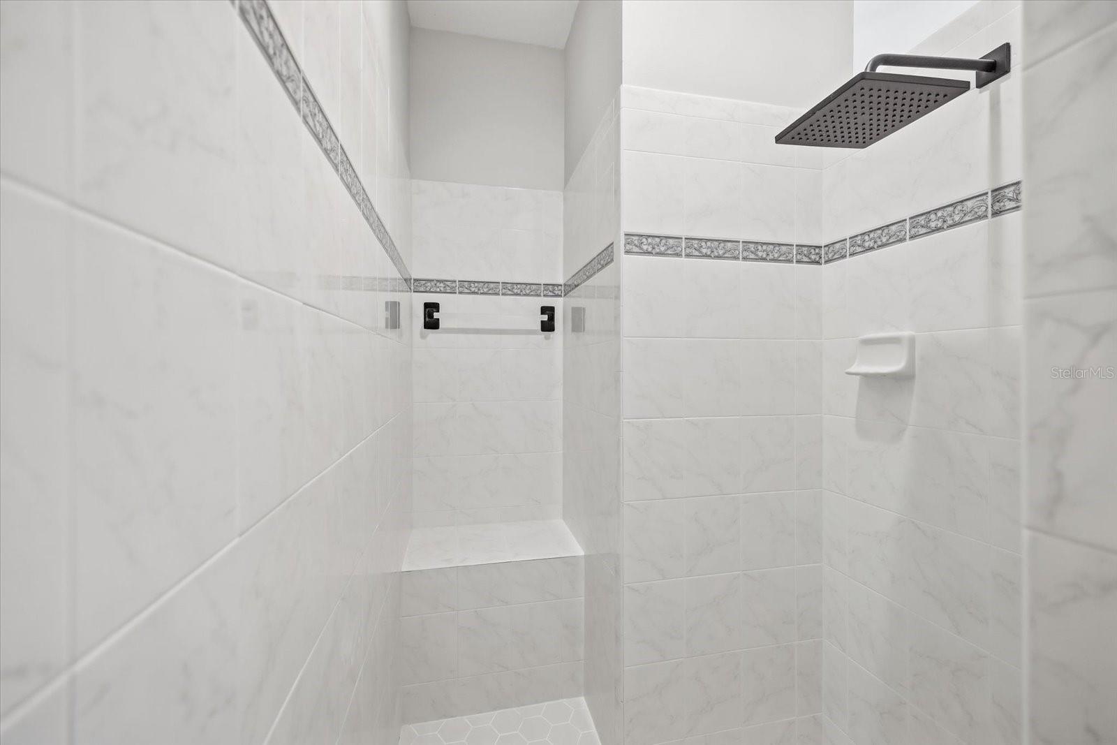 1315 SOUTHLAND RD — photo 18