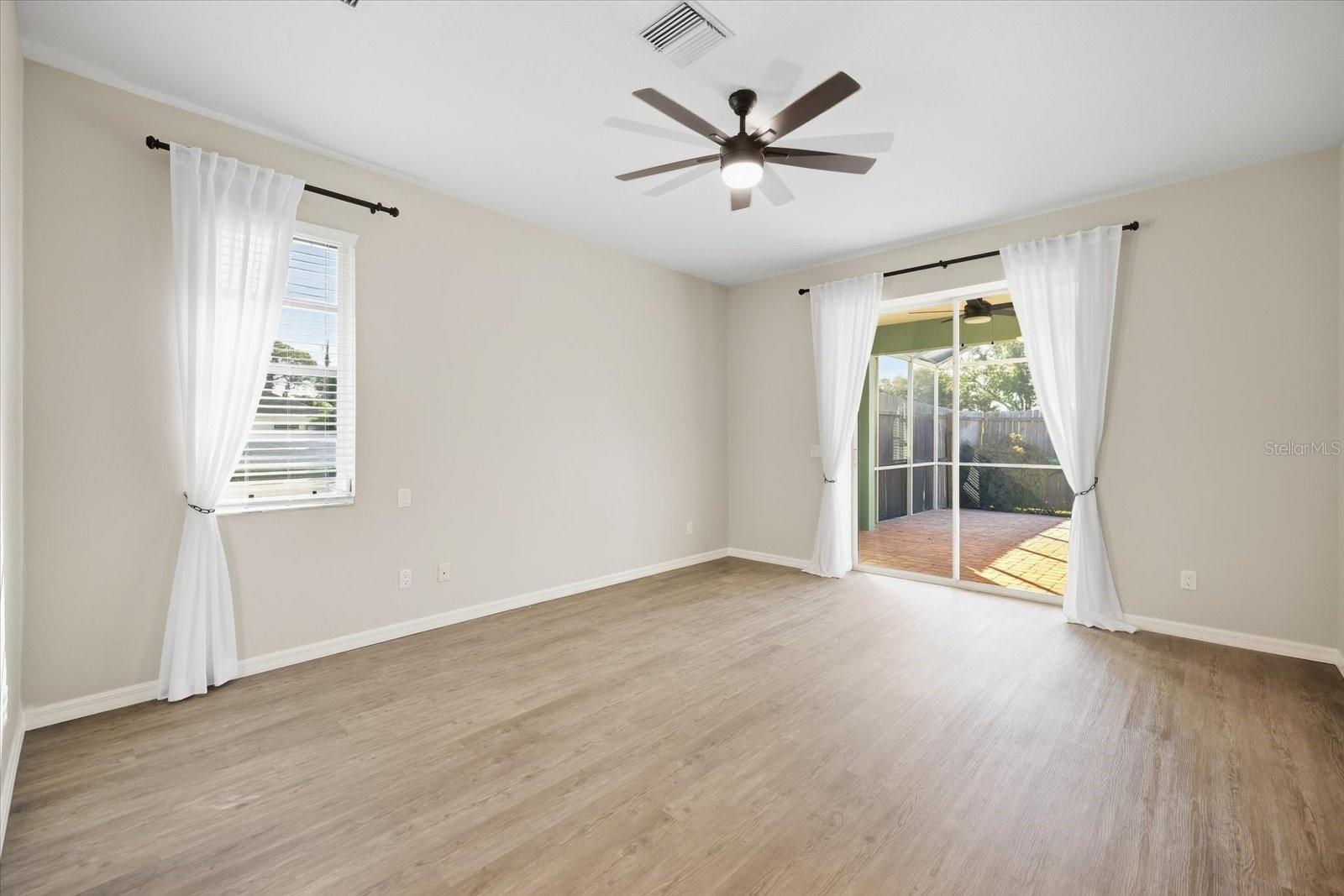 1315 SOUTHLAND RD — photo 15
