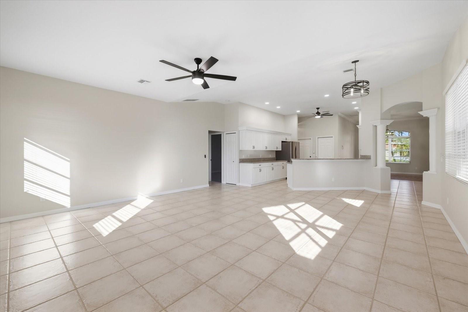 1315 SOUTHLAND RD — photo 28