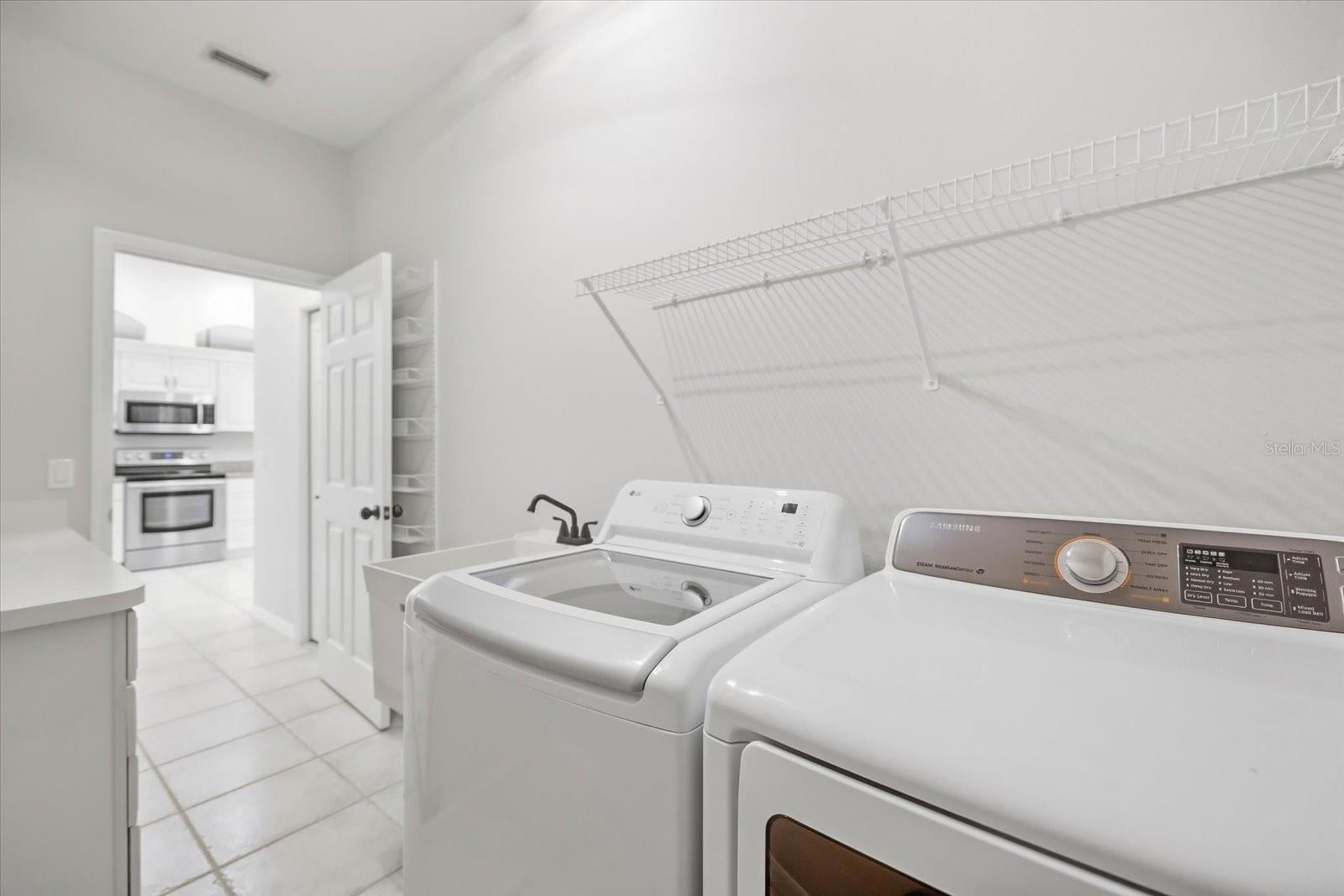 1315 SOUTHLAND RD — photo 33