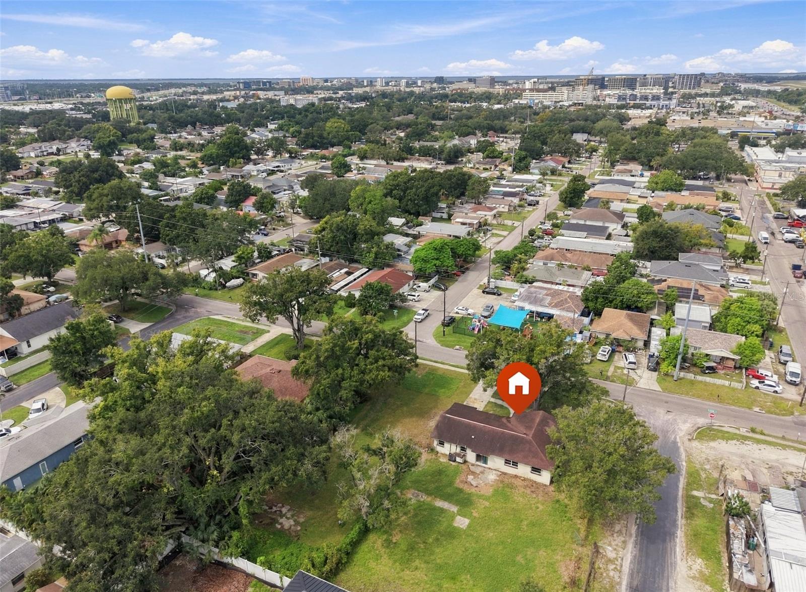 2709 N LINCOLN AVE — photo 8