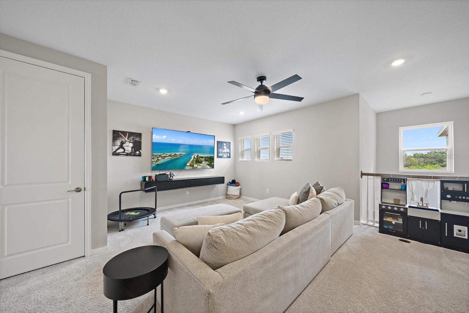 11107 FIELDSTONE DR — photo 31