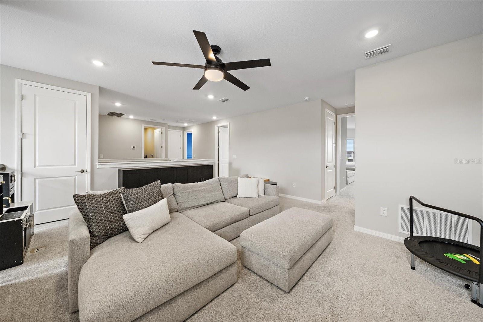 11107 FIELDSTONE DR — photo 36