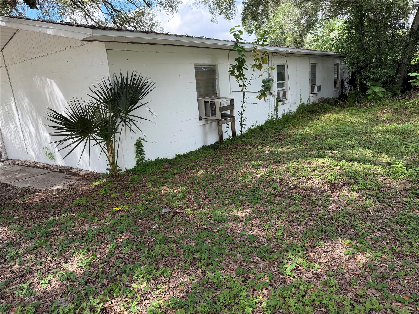 1608 EGENESEE ST — photo 17