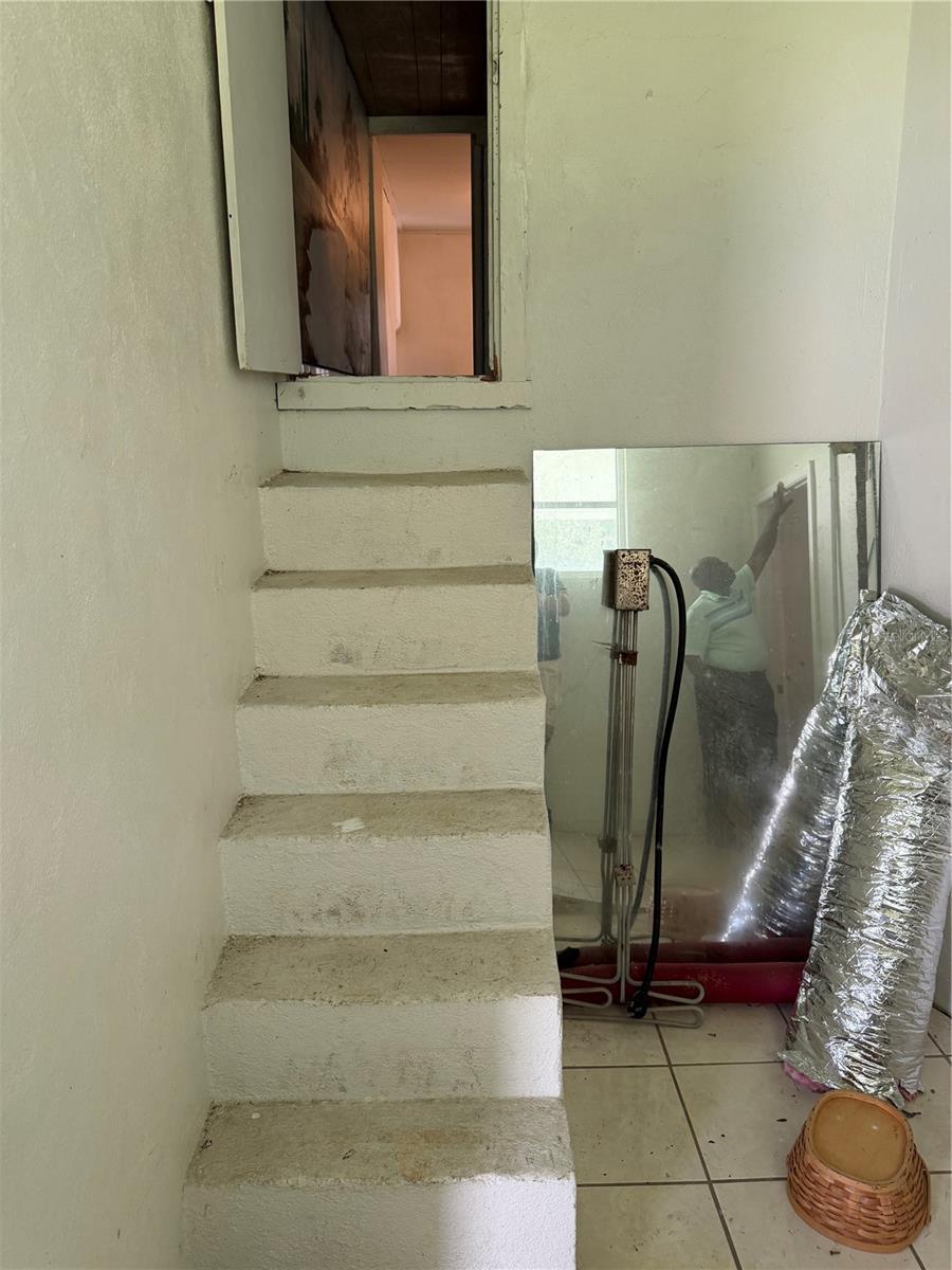 1608 EGENESEE ST — photo 24