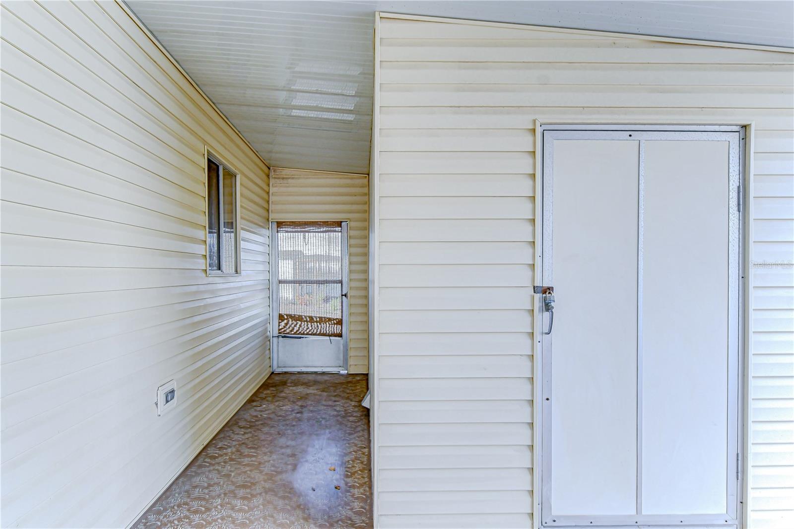 35023 ZEPHYR SHORES DR — photo 31