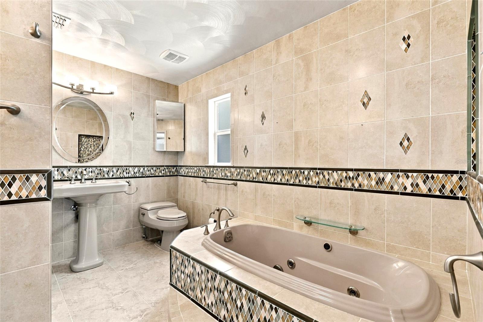 725 S BAYSHORE BLVD — photo 31