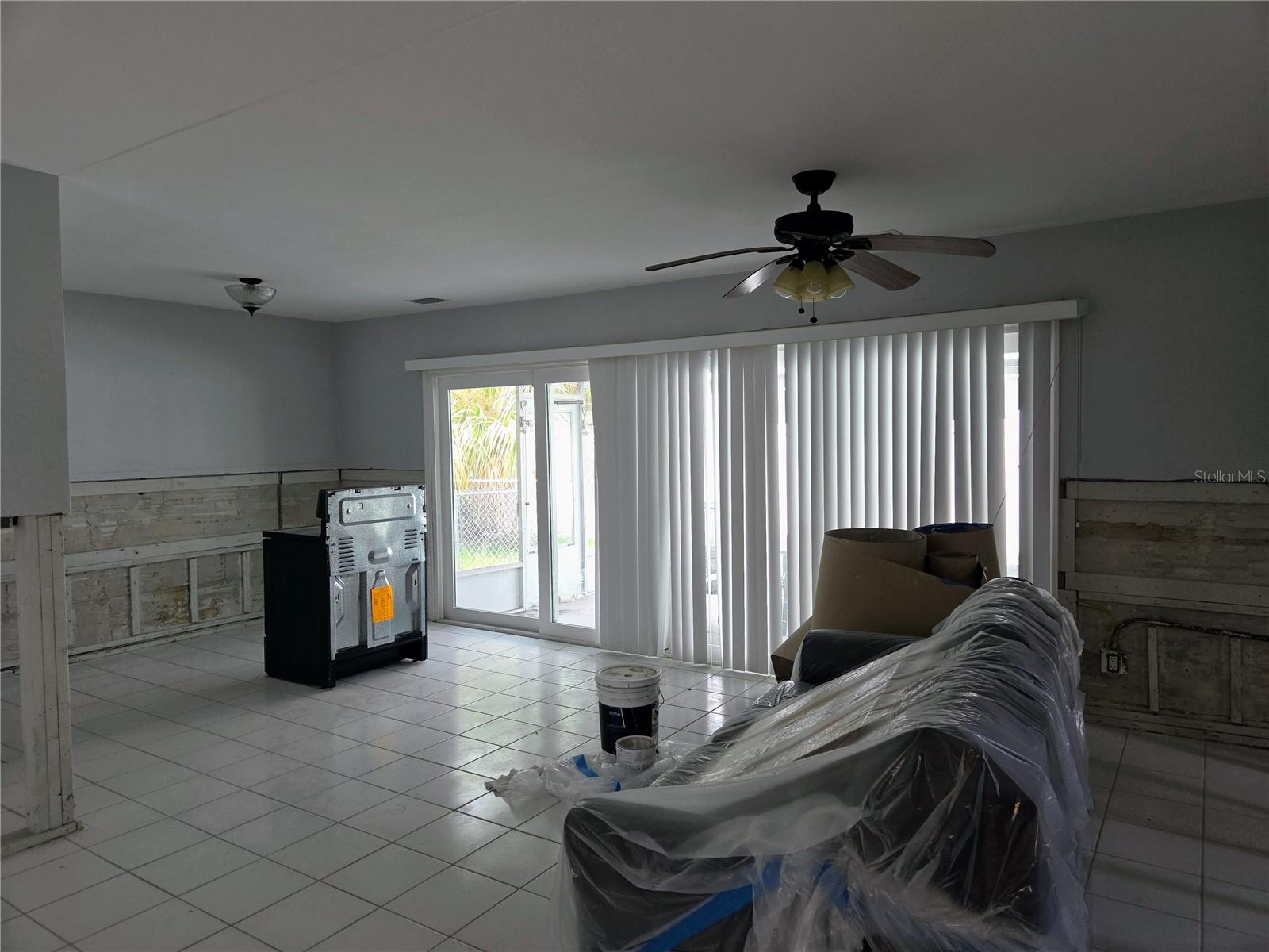 1595 ARIZONA AVE NE — photo 3