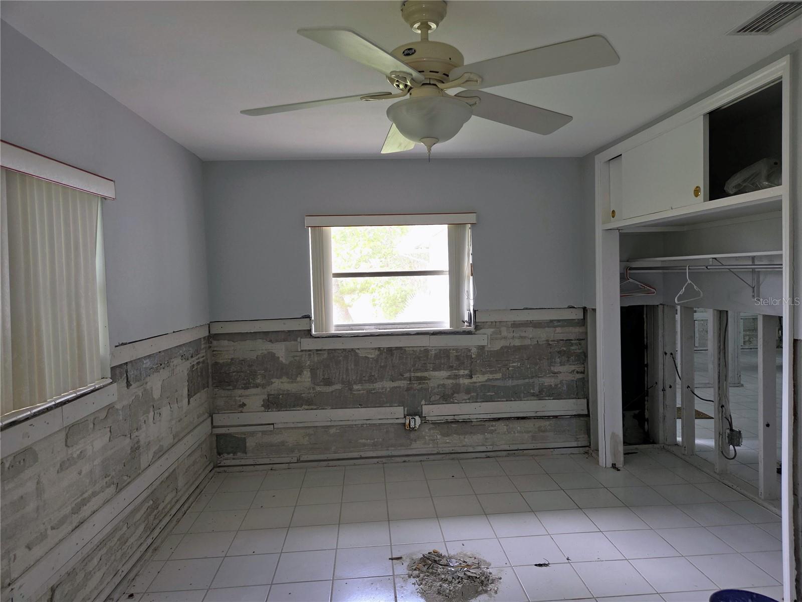 1595 ARIZONA AVE NE — photo 11