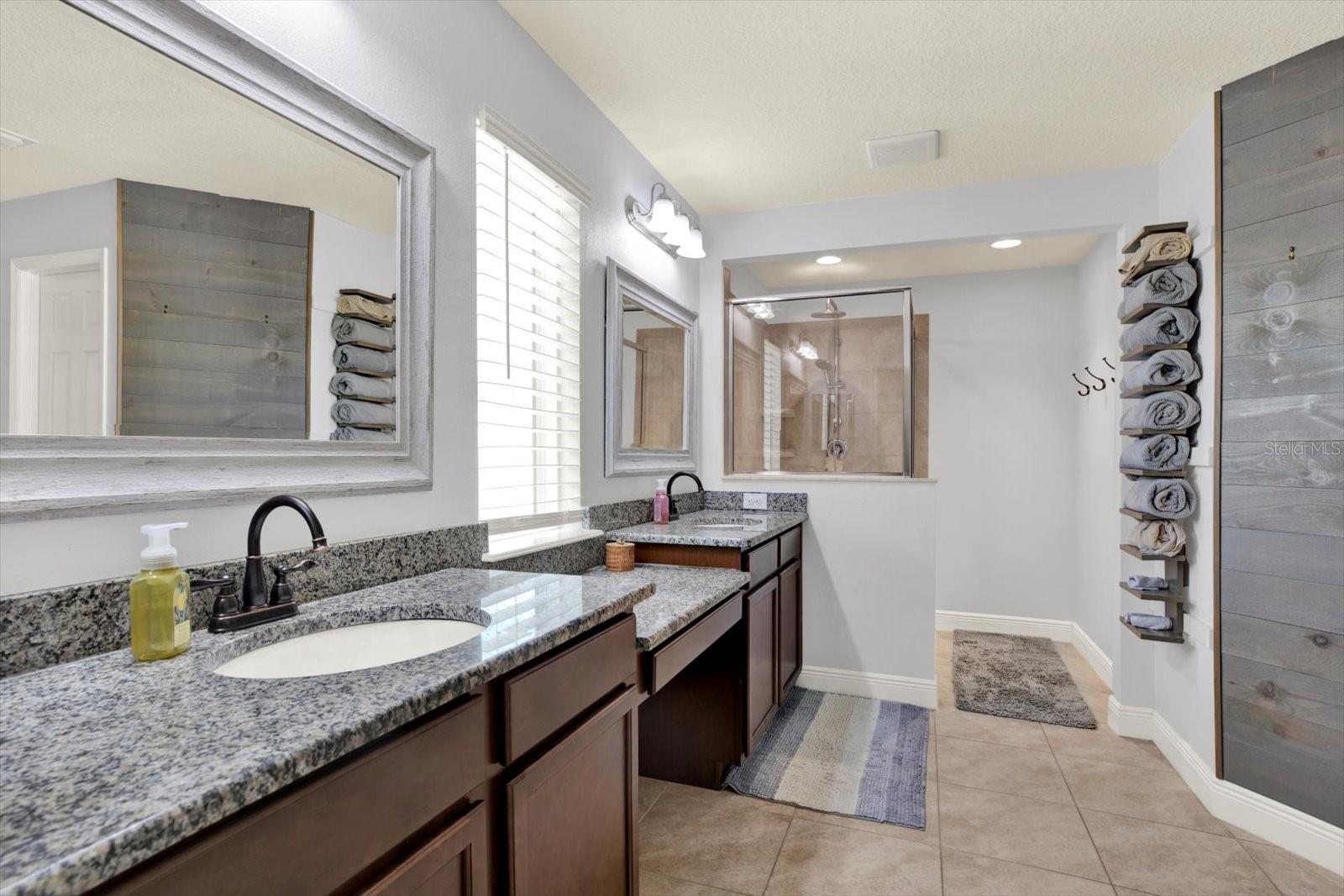 19272 ROSEATE DR — photo 23