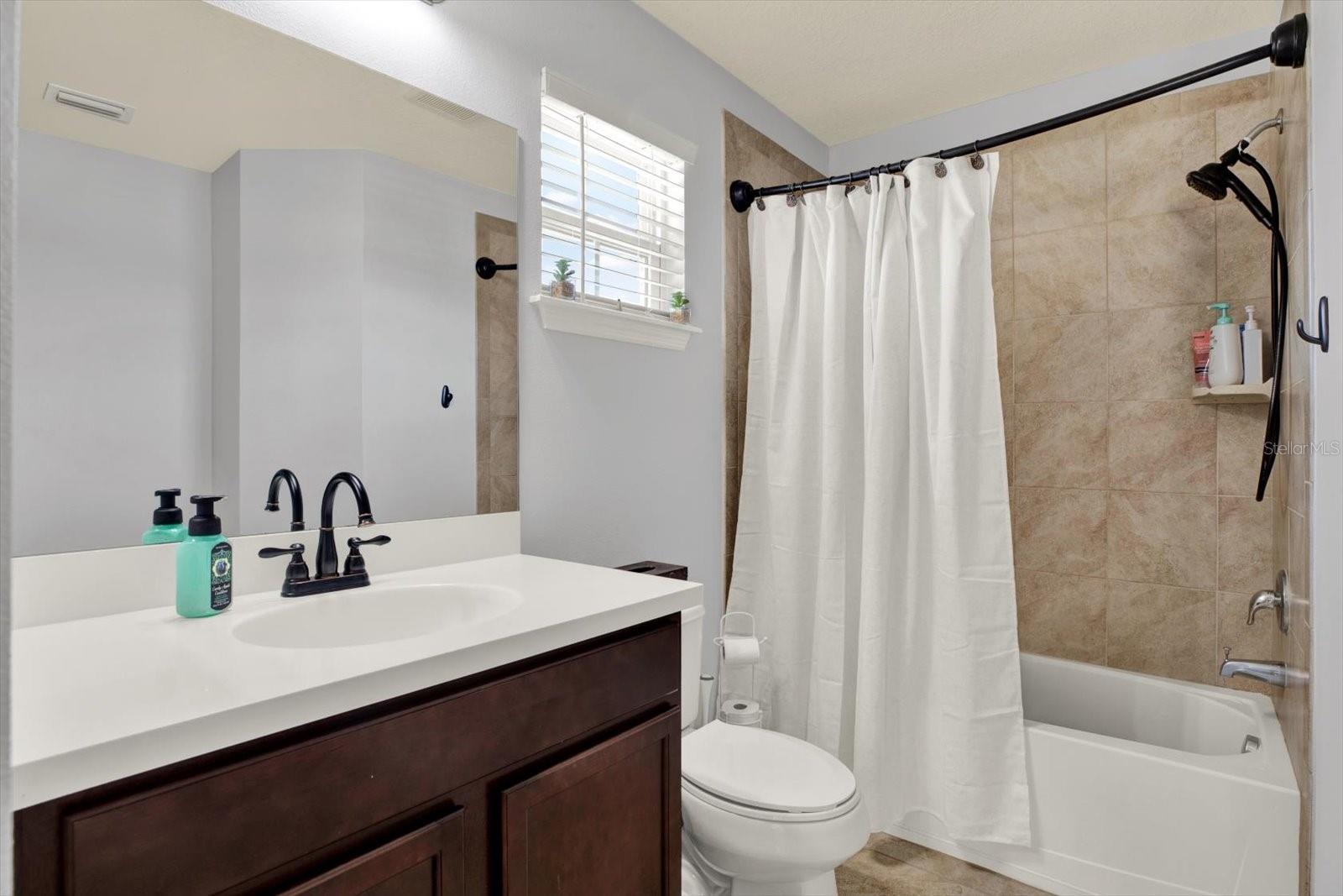 19272 ROSEATE DR — photo 27