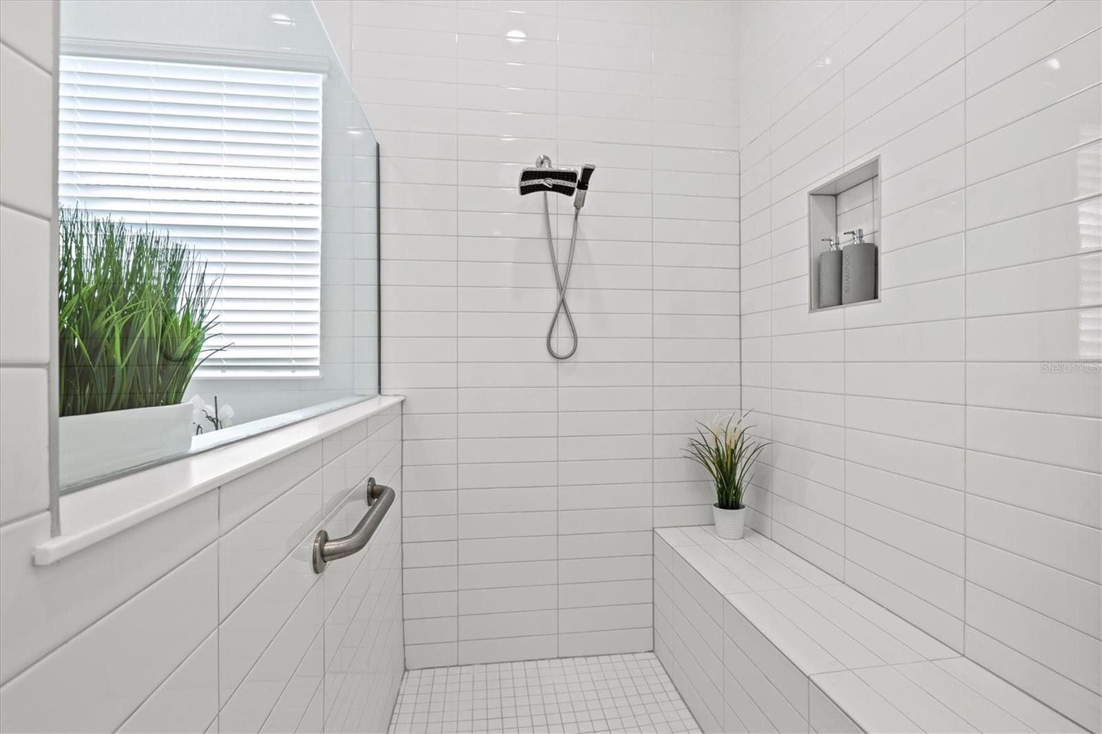 17216 SCUBA CREST ST — photo 17