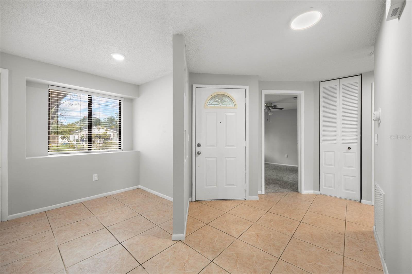 627 TIMBER BAY CIR W — photo 3