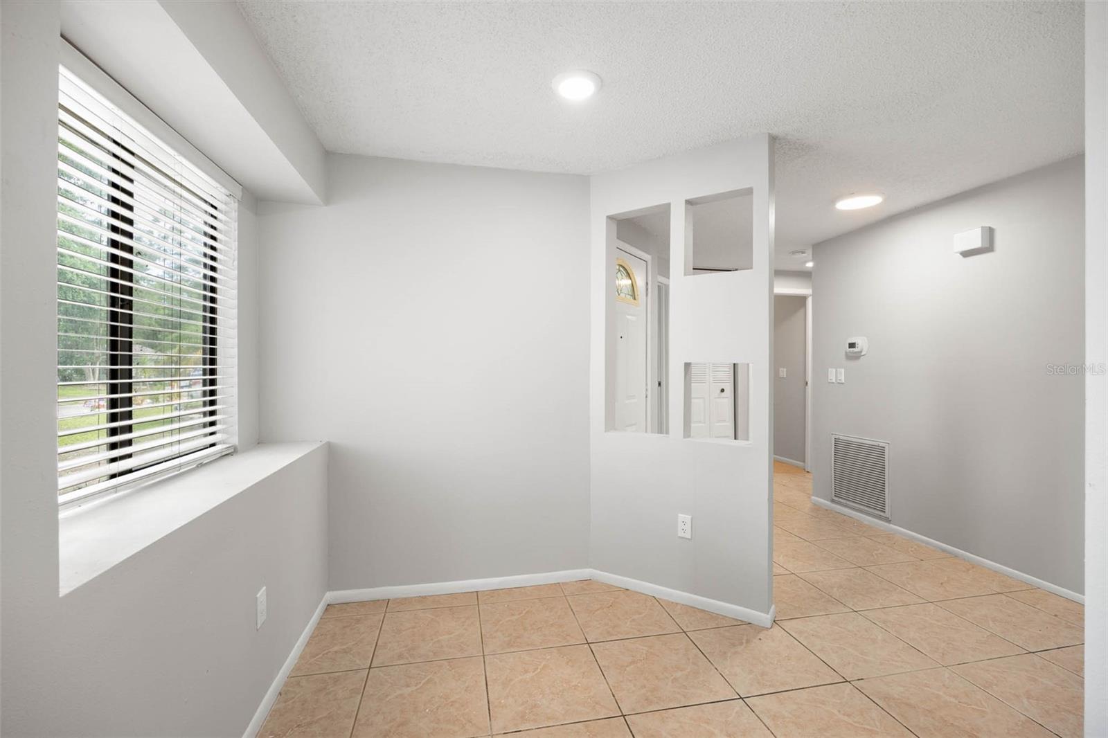 627 TIMBER BAY CIR W — photo 4