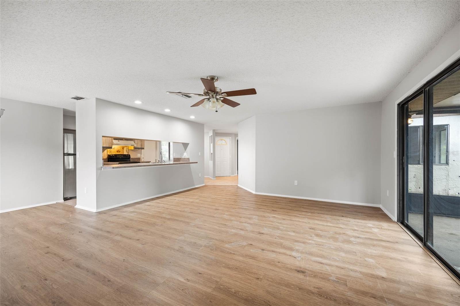 627 TIMBER BAY CIR W — photo 8