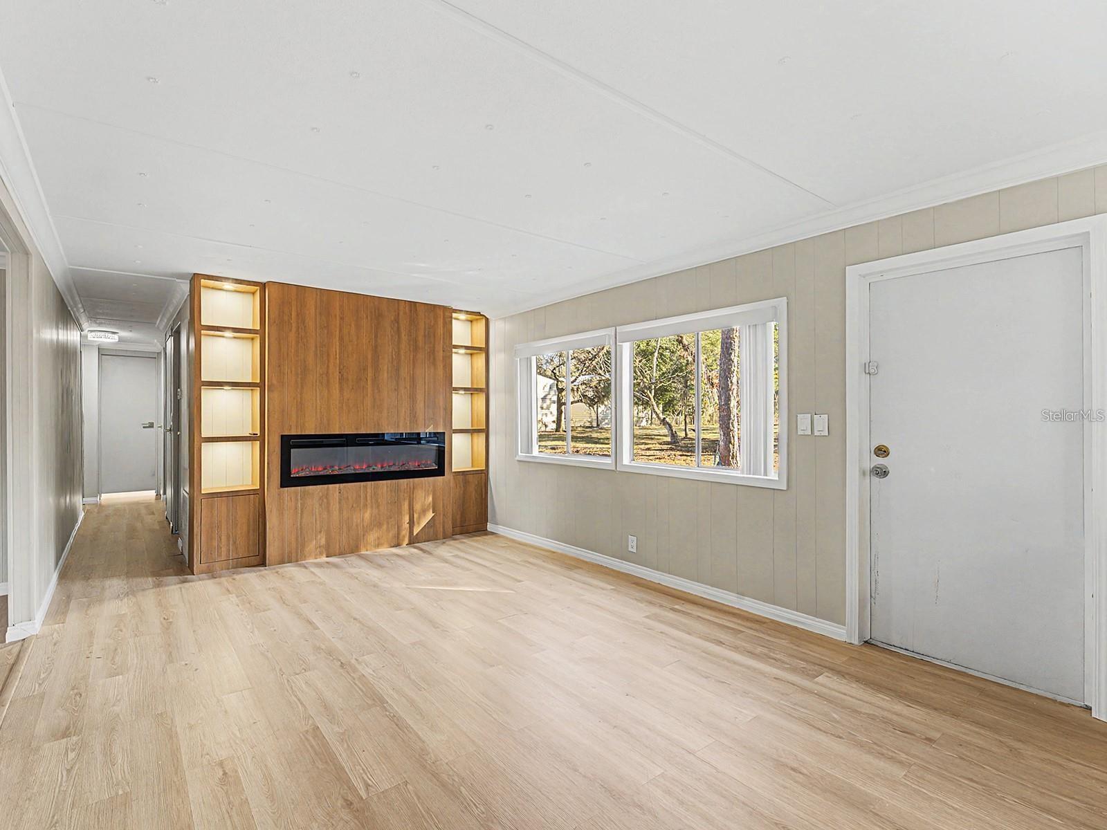 18024 DRAYTON ST — photo 13