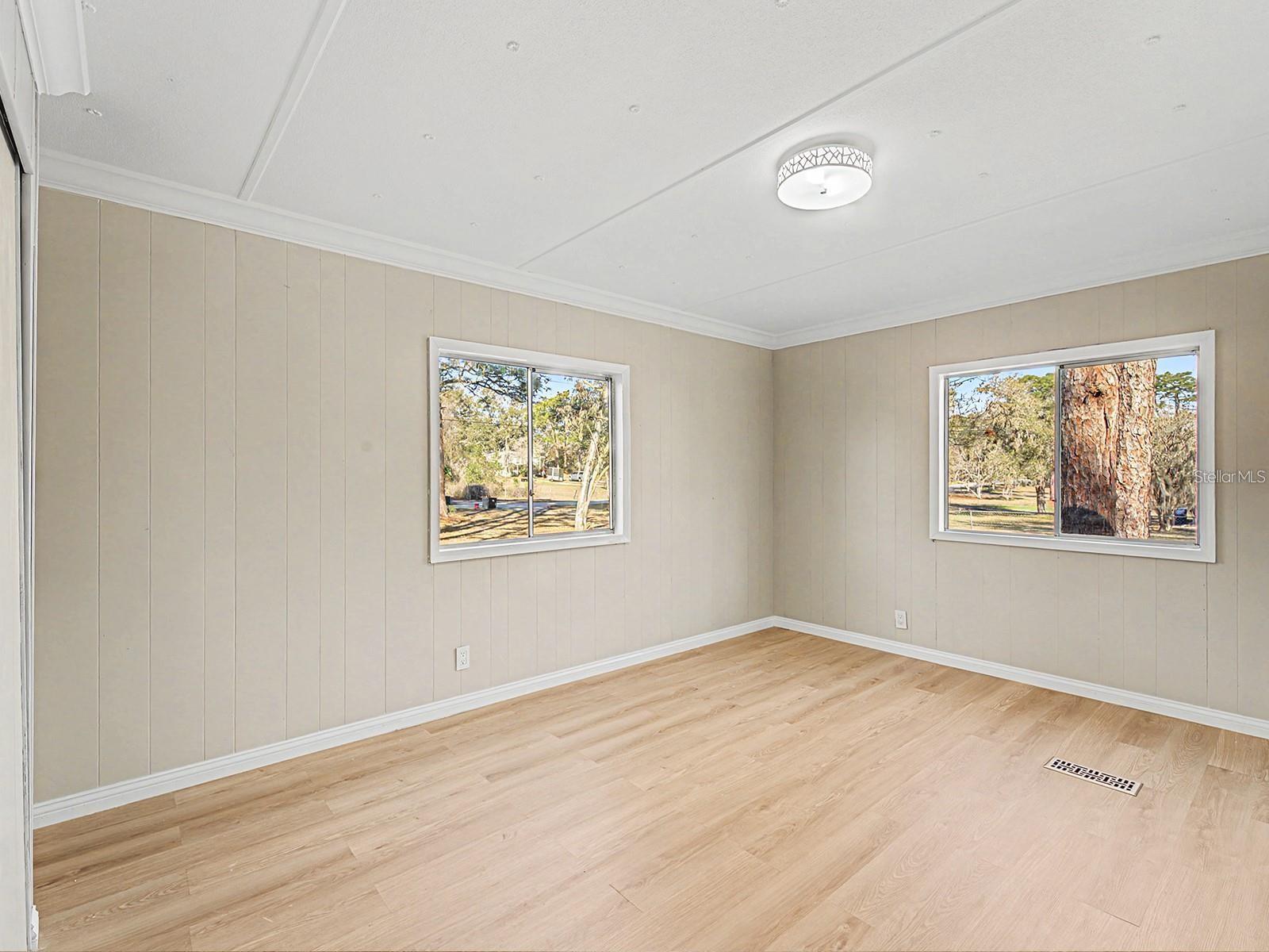 18024 DRAYTON ST — photo 26
