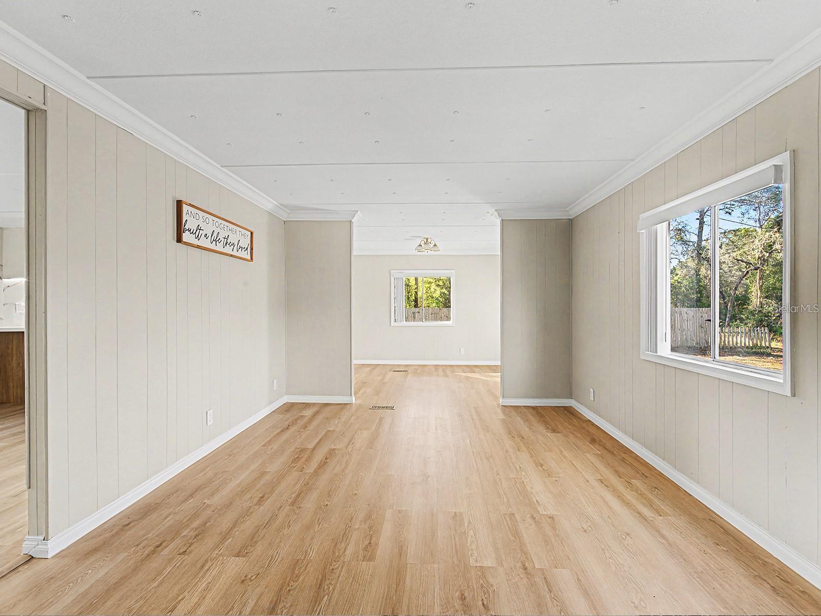 18024 DRAYTON ST — photo 19