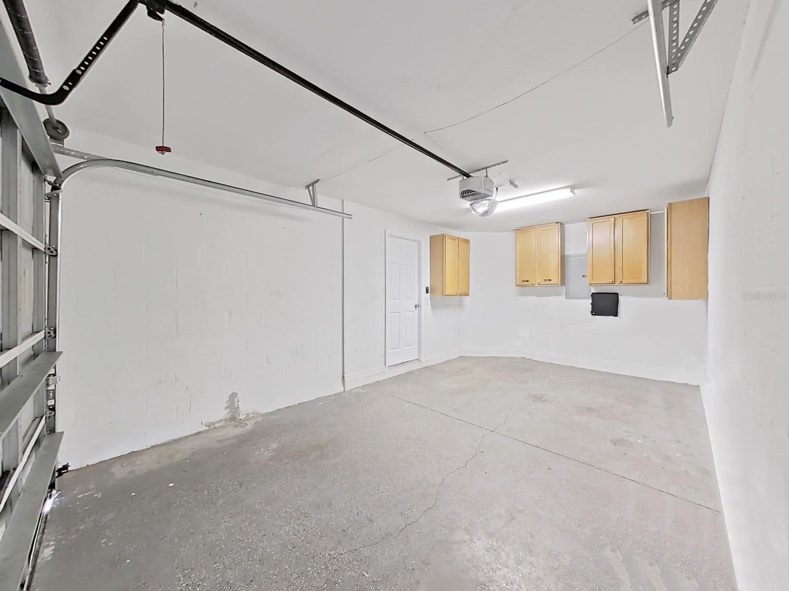 6405 BARKSDALE WAY — photo 21
