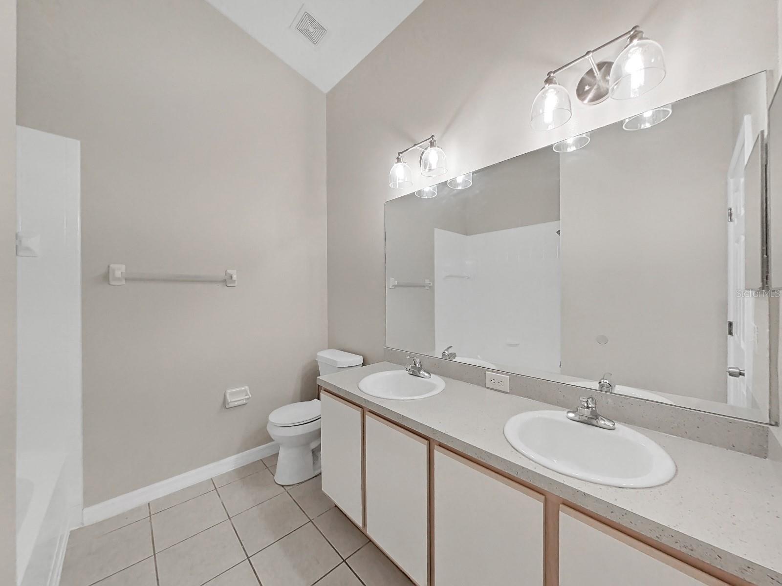 6405 BARKSDALE WAY — photo 10