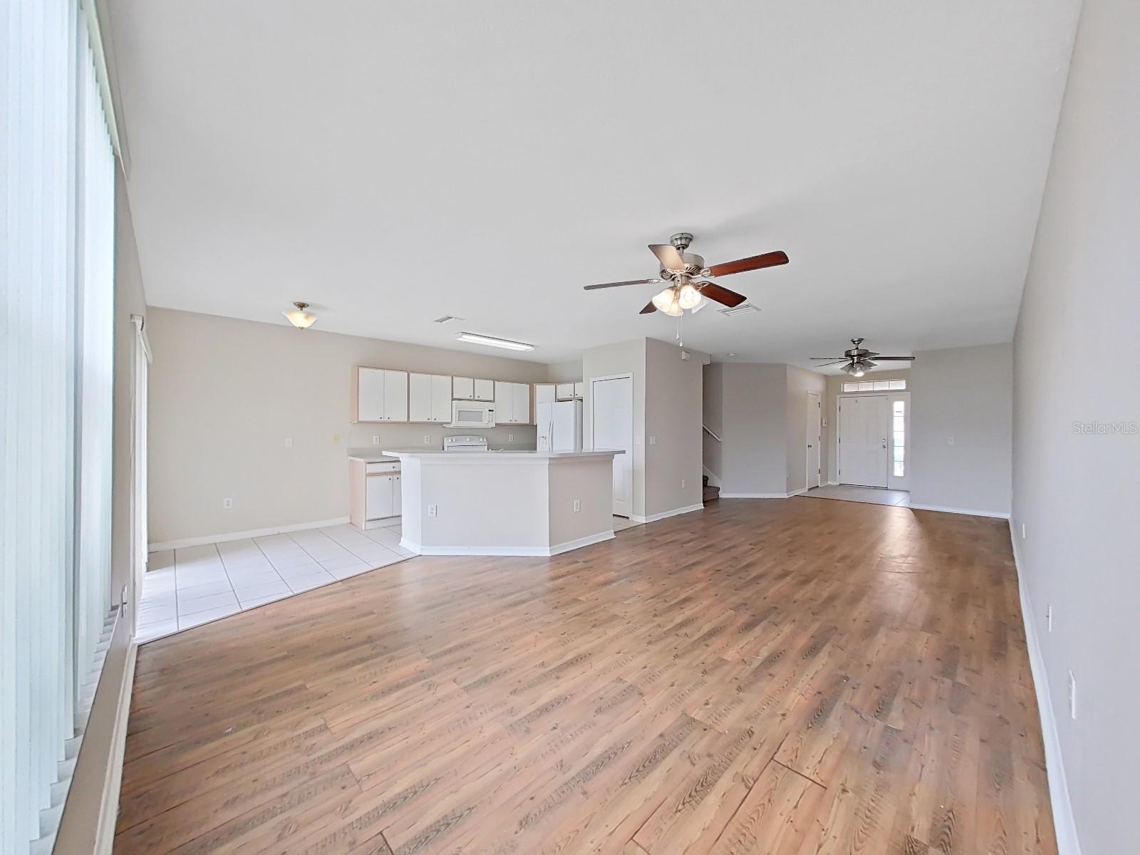 6405 BARKSDALE WAY — photo 4