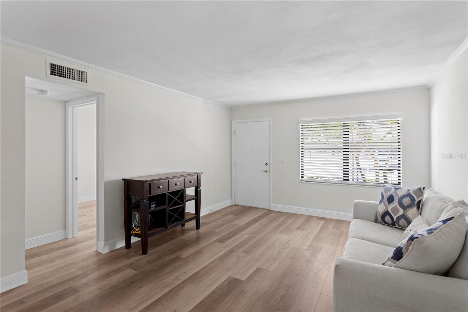 4910 BAY ST NE #111 — photo 4